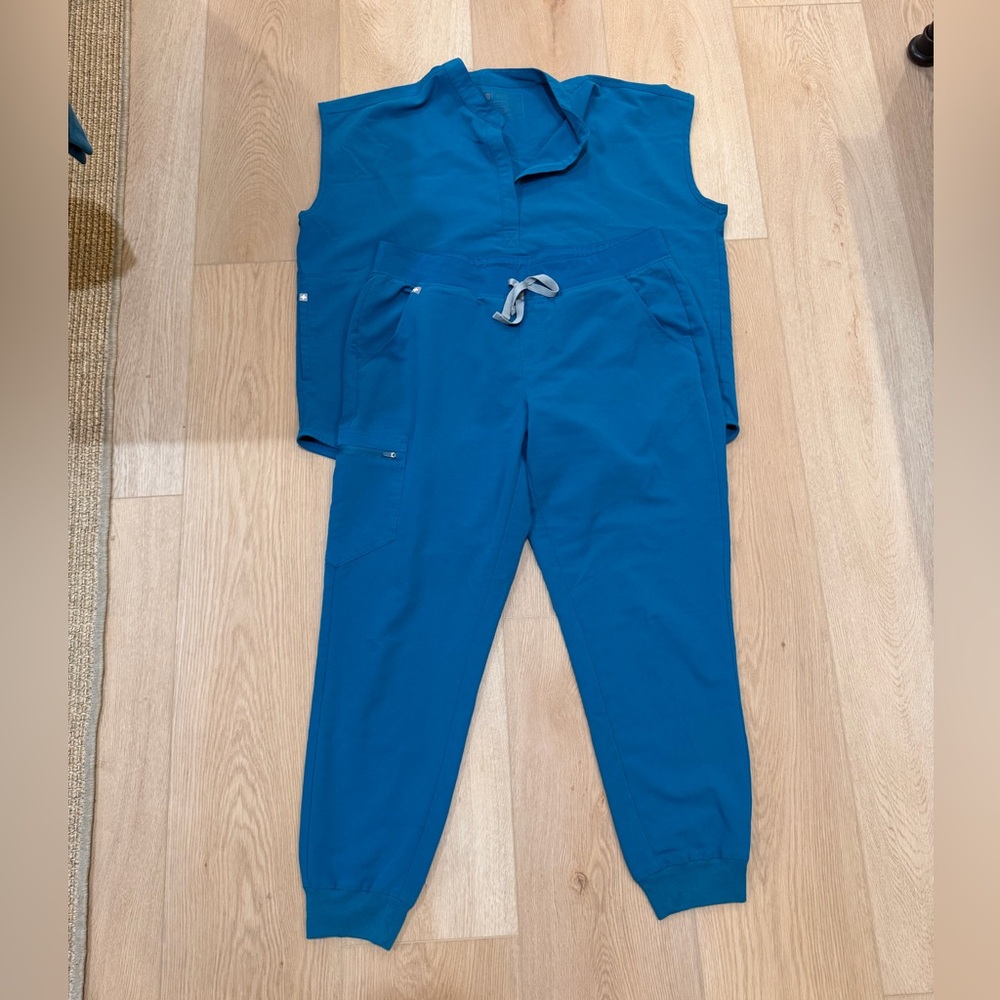 FIGS SET❗️XL Teal Jogger Scrub Pants and Top Set